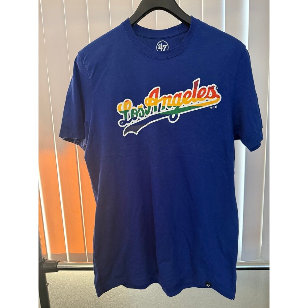 Men’s 47” Brand Los Angeles Dodgers Rainbow Logo  T-shirt Size Medium